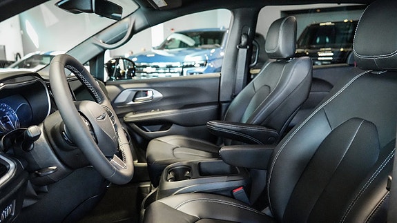 Chrysler Grand Voyager 14 of 26