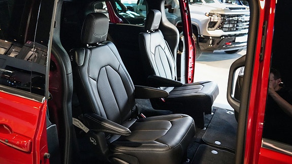 Chrysler Grand Voyager 17 of 26