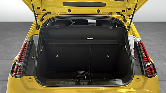 Renault 5 E-Tech 10 of 18