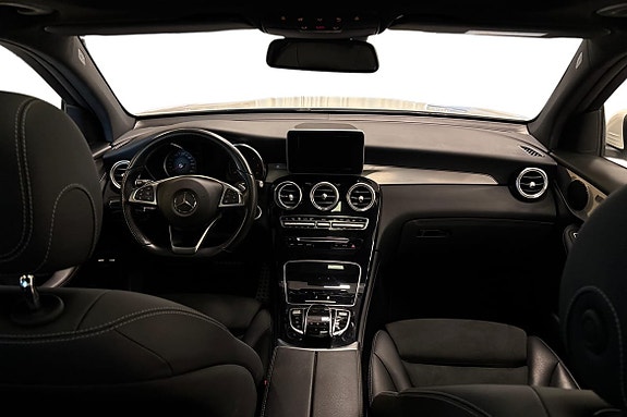 Mercedes-Benz GLC220 d 9 of 28