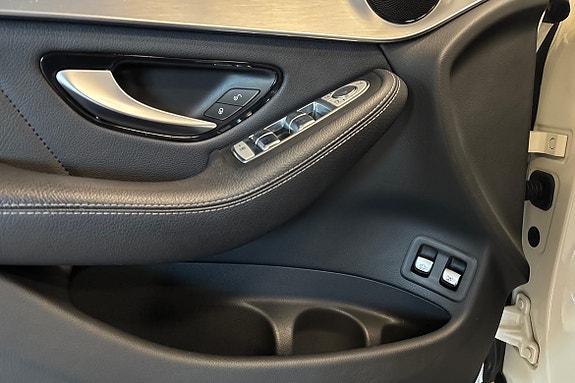 Mercedes-Benz GLC220 d 23 of 28