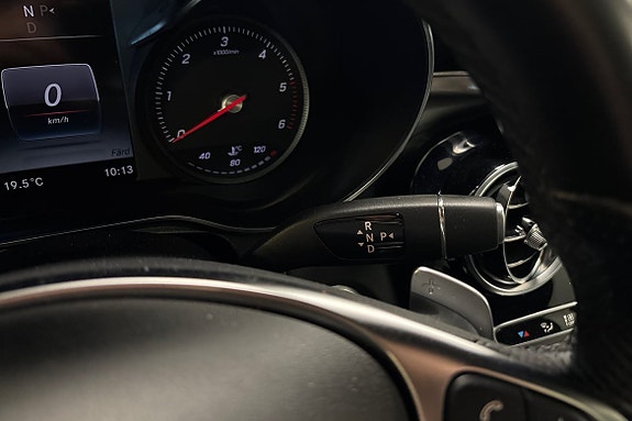 Mercedes-Benz GLC220 d 15 of 28