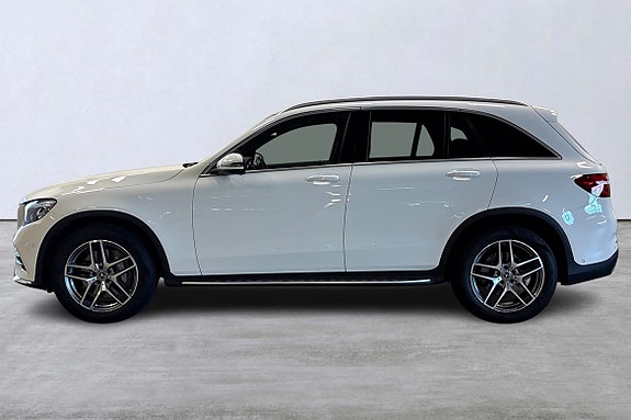 Mercedes-Benz GLC220 d 2 of 28