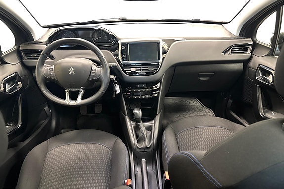 Peugeot 208 9 of 22