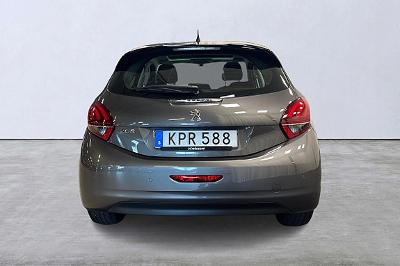 Peugeot 208 5 of 22