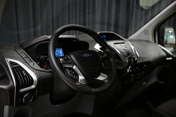 Ford Transit Custom 19 of 30