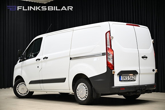 Ford Transit Custom 6 of 30