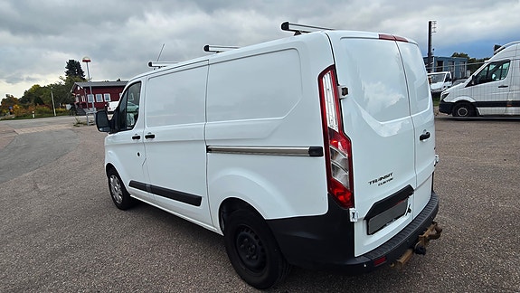 Ford Transit Custom 3 of 12