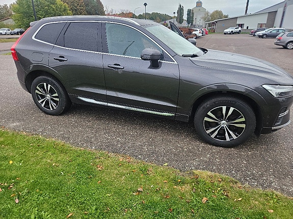 Volvo XC60 16 of 17