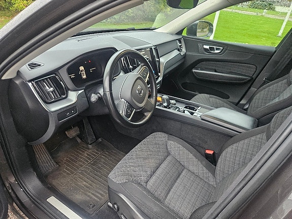 Volvo XC60 15 of 17