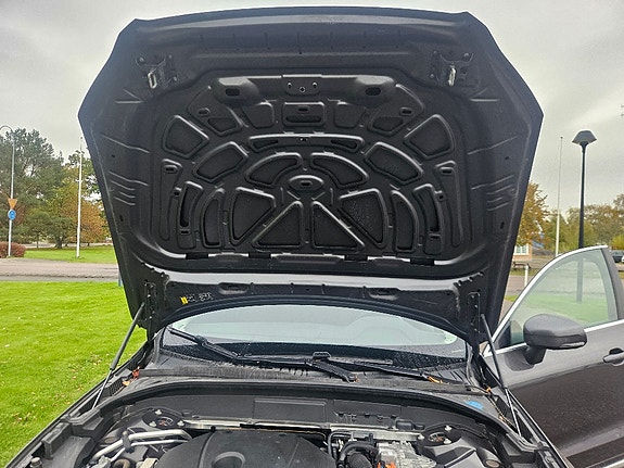 Volvo XC60 7 of 17