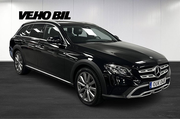 Mercedes-Benz E220 d 2 of 22