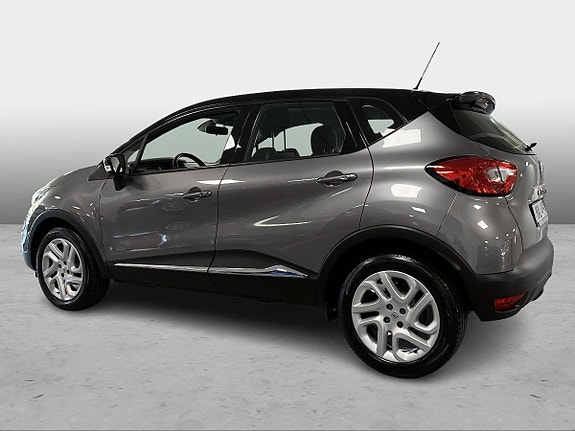 Renault Captur 2 of 16