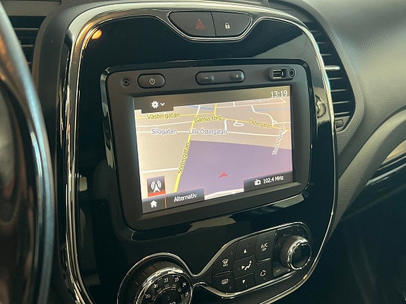 Renault Captur 14 of 16