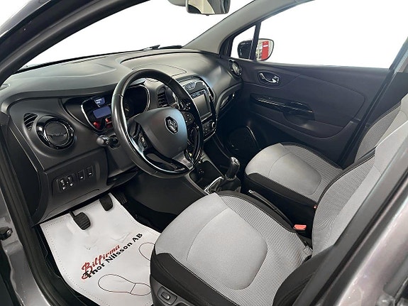 Renault Captur 8 of 16