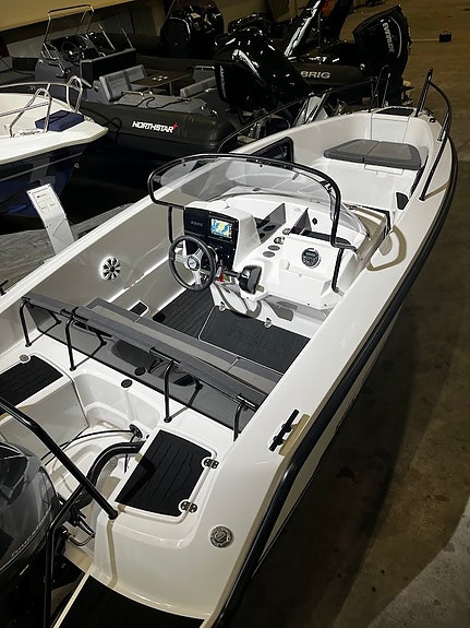 Ryds 550 VI Sport - Yamaha F100 5 of 12