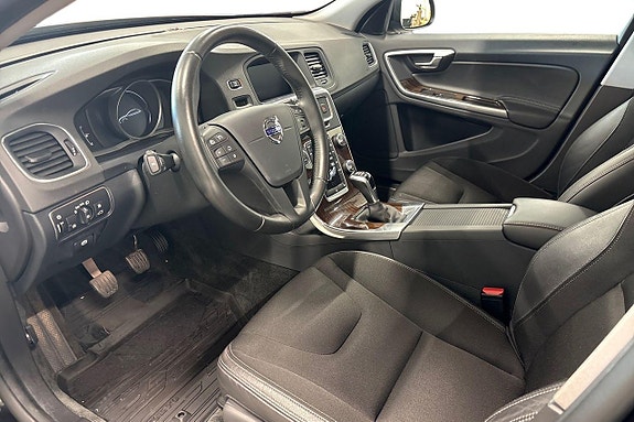 Volvo S60 15 of 23