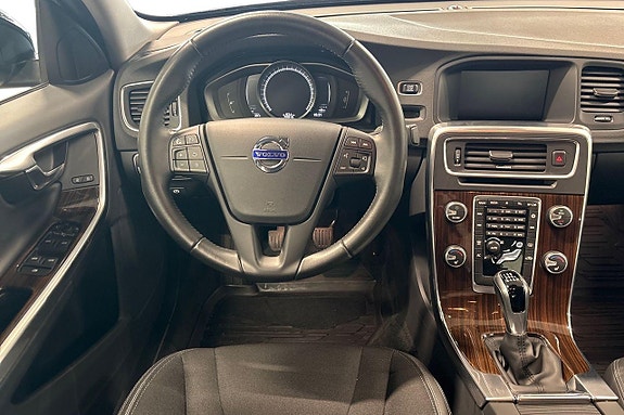 Volvo S60 12 of 23