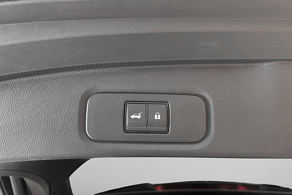 Nissan Qashqai 28 of 28