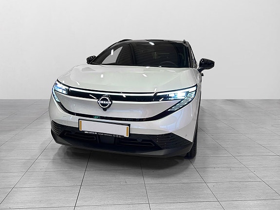 Nissan Leaf 3 of 30