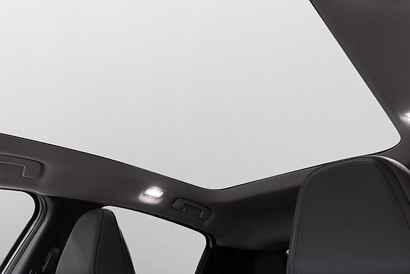 Nissan Leaf 24 of 30