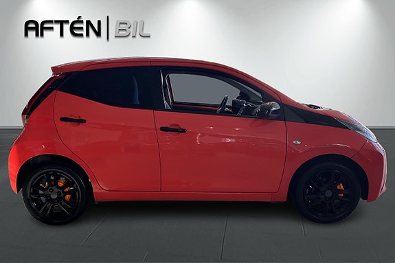 Toyota Aygo 7 of 23