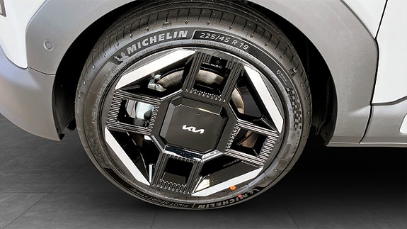 Kia EV2 9 of 18