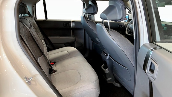 Kia EV3 5 of 15
