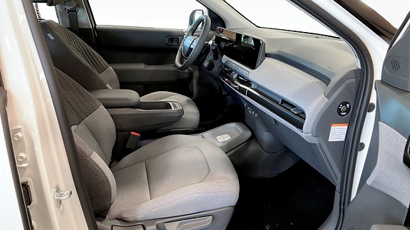 Kia EV3 3 of 15