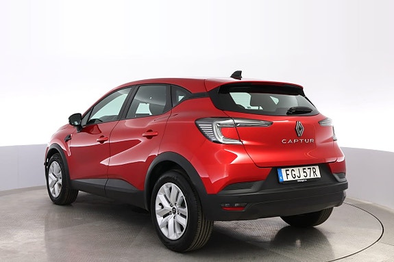 Renault Captur 3 of 14