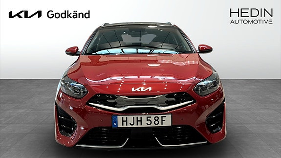 Kia Ceed 2 of 26