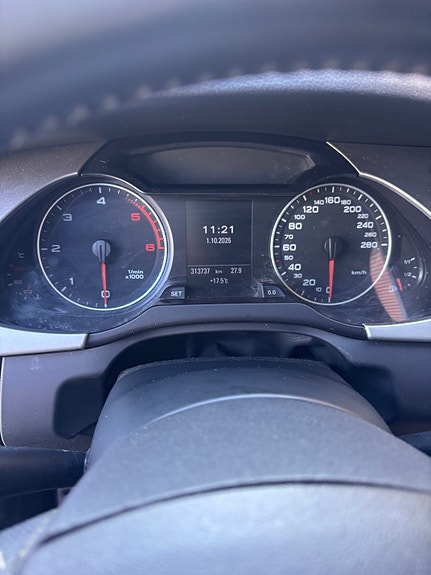 Audi A4 5 of 6