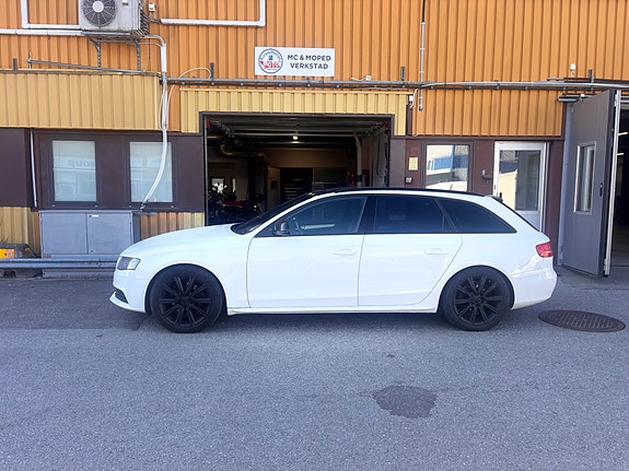 Audi A4 2 of 6
