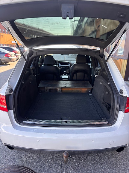 Audi A4 6 of 6