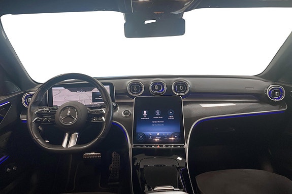 Mercedes-Benz C300 8 of 11