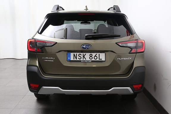 Subaru Outback 9 of 24