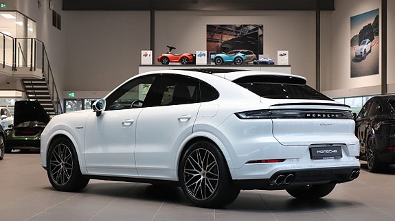 Porsche Cayenne Coupe 2 of 10