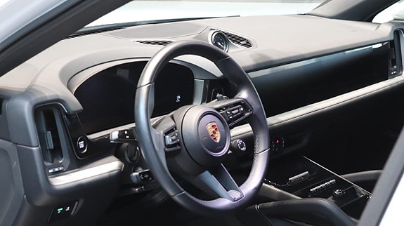 Porsche Cayenne Coupe 8 of 10