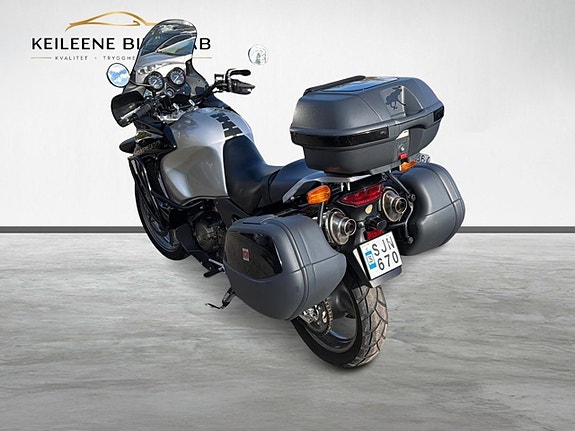 Honda XL1000V Varadero 1.0 8 of 22