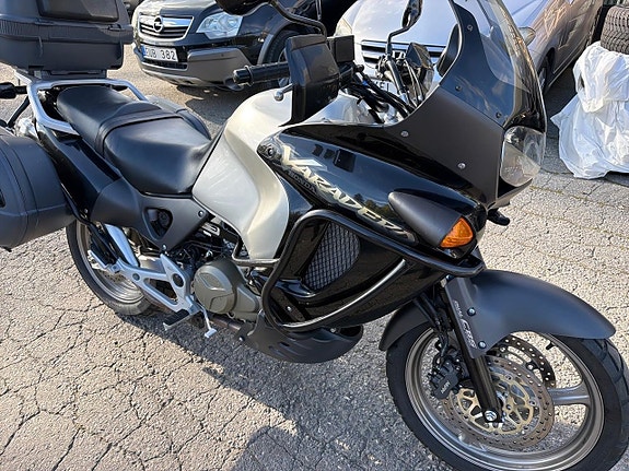 Honda XL1000V Varadero 1.0 19 of 22