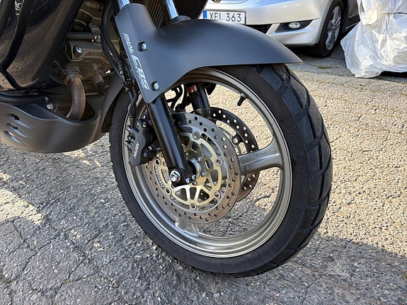 Honda XL1000V Varadero 1.0 18 of 22