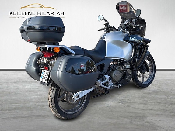 Honda XL1000V Varadero 1.0 7 of 22