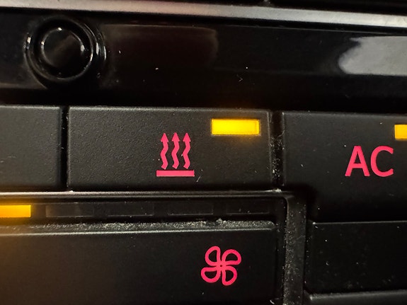 Volkswagen Passat 12 of 15