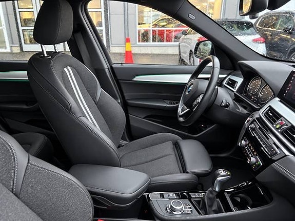 BMW X1 3 of 4