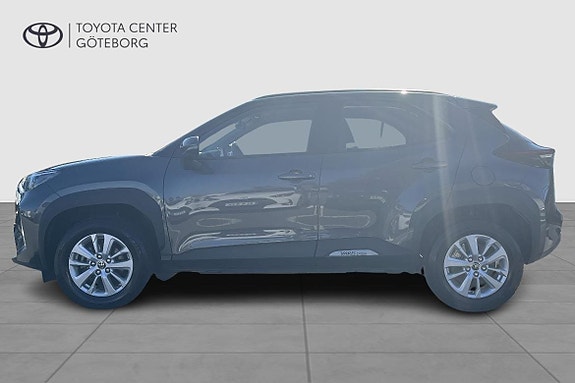 Toyota Yaris Cross 4 of 12