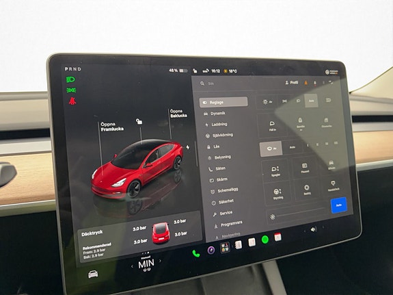 Tesla Model 3 28 of 30