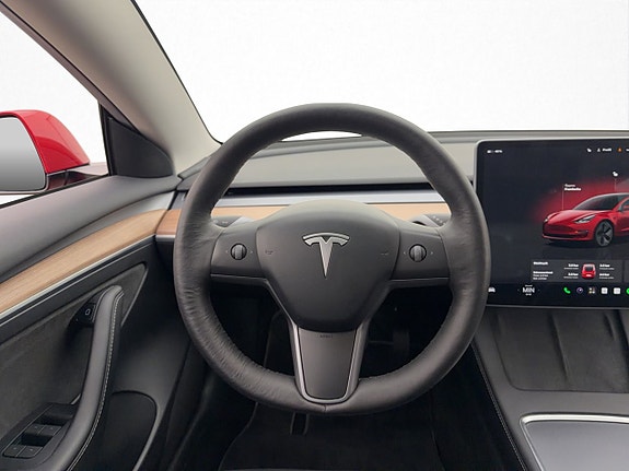 Tesla Model 3 15 of 30