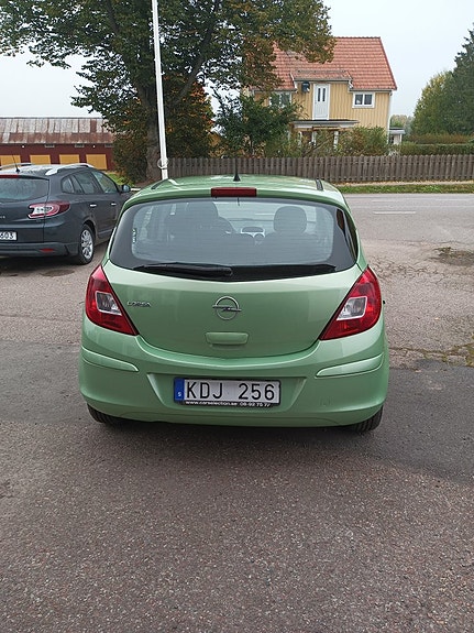 Opel Corsa 4 of 6
