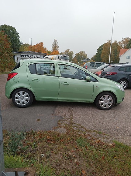 Opel Corsa 3 of 6