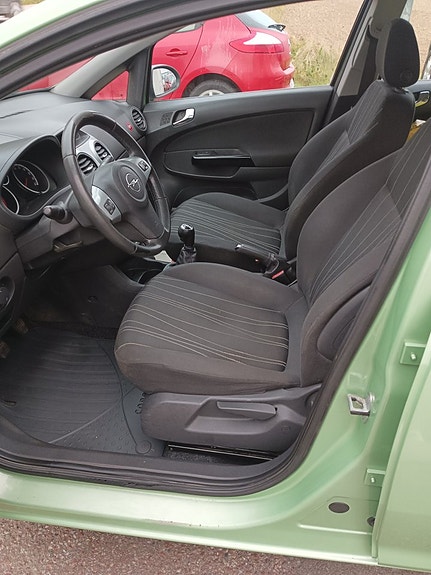 Opel Corsa 5 of 6